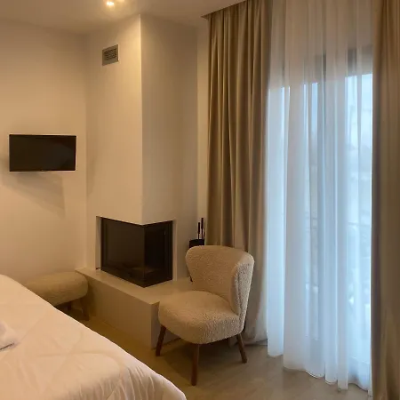 Lithos Apartment