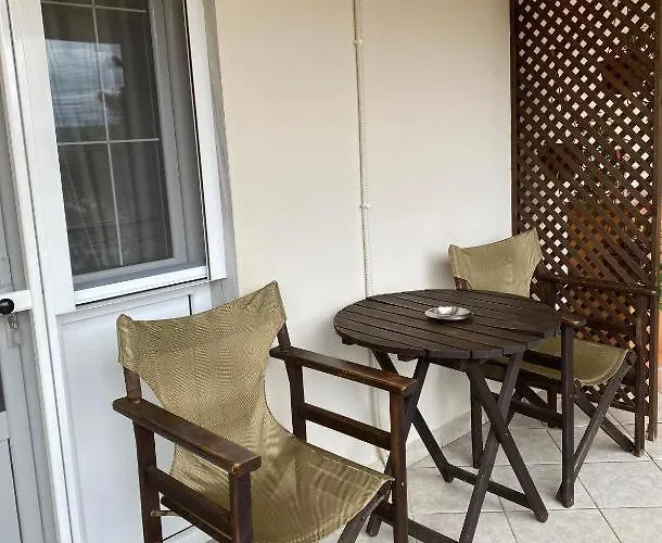 Διαμέρισμα λίθος Káto Loutrákion